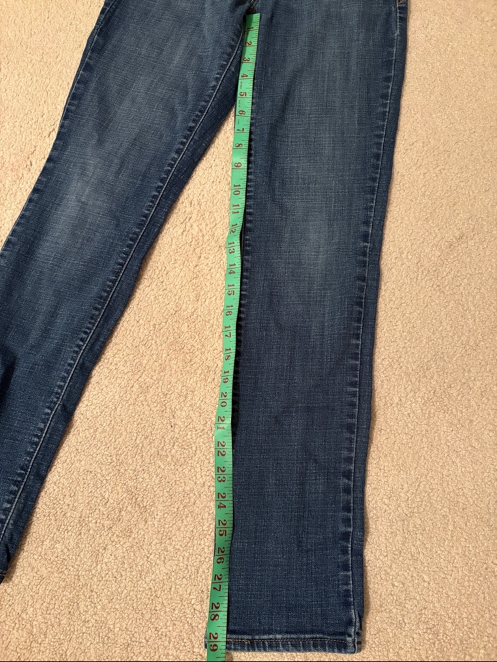 Levi’s Skinny Jeans Size 4 👖 - Picture 7 of 10